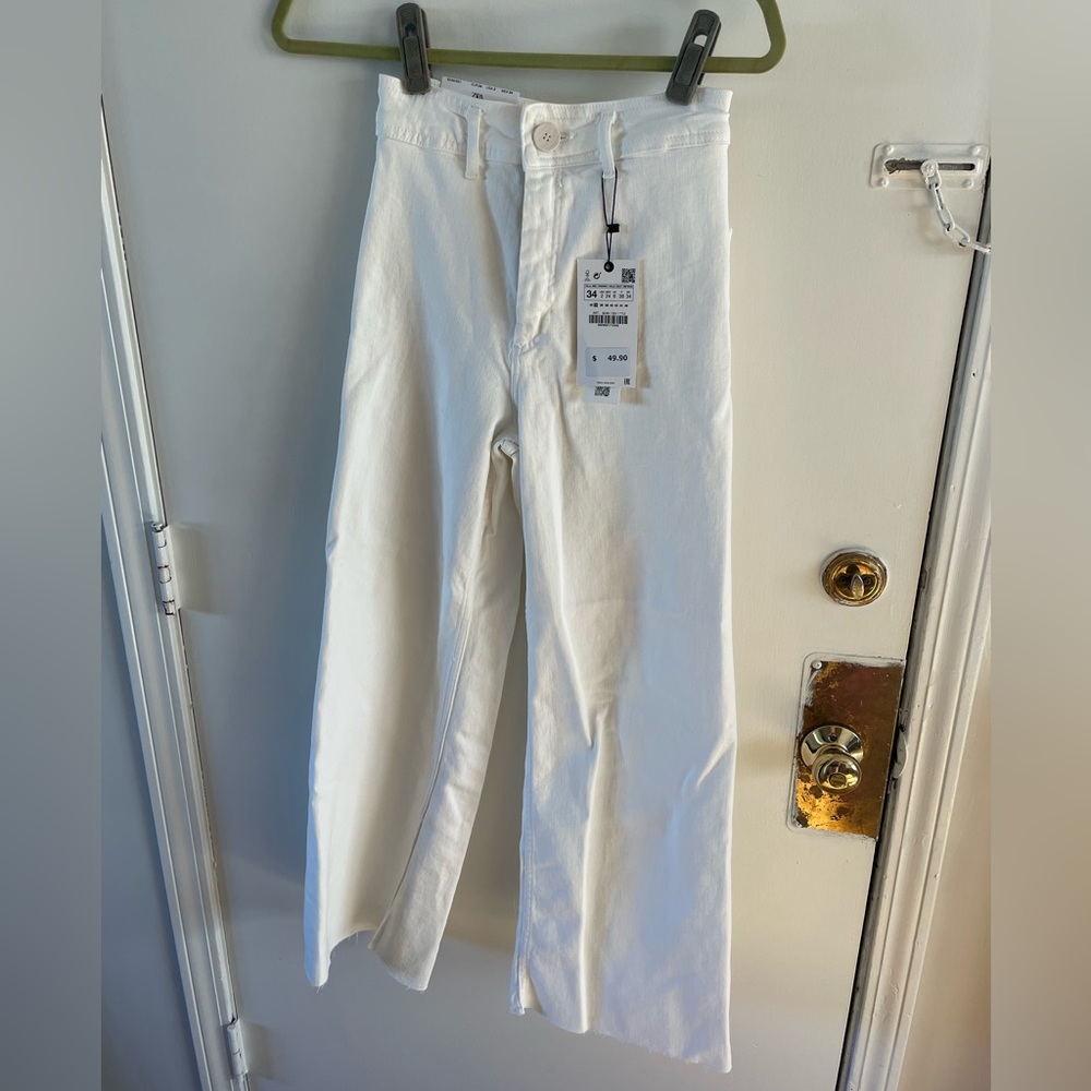Zara - The Marine Straight in Off White size 2. New with tag